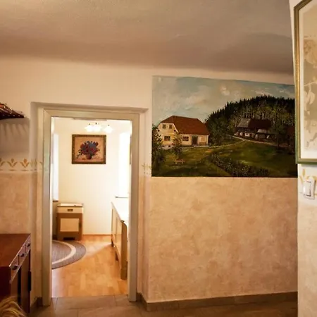 Pocitniska Hisa Pod Rajhovko *